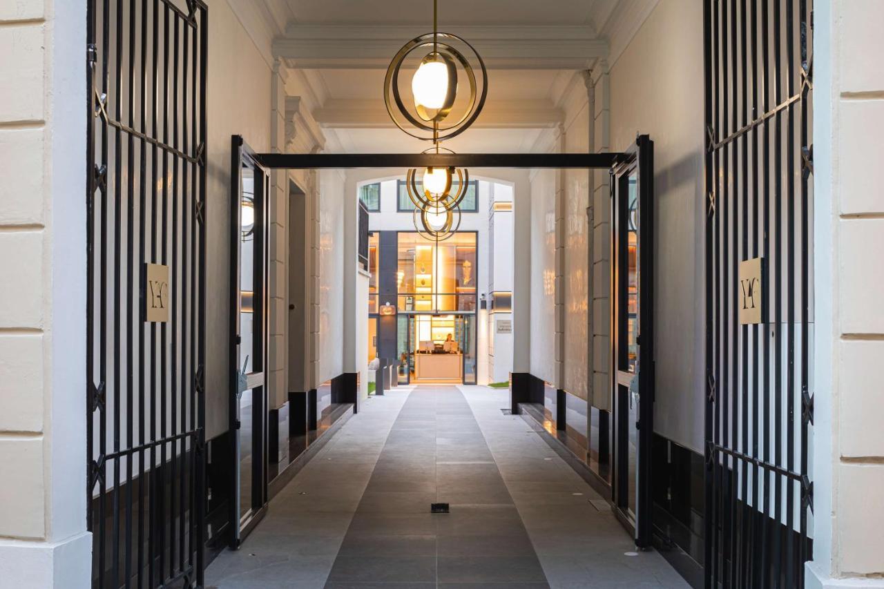 Hotel Yac Paris Clichy, A Member Of Radisson Individuals Екстериор снимка
