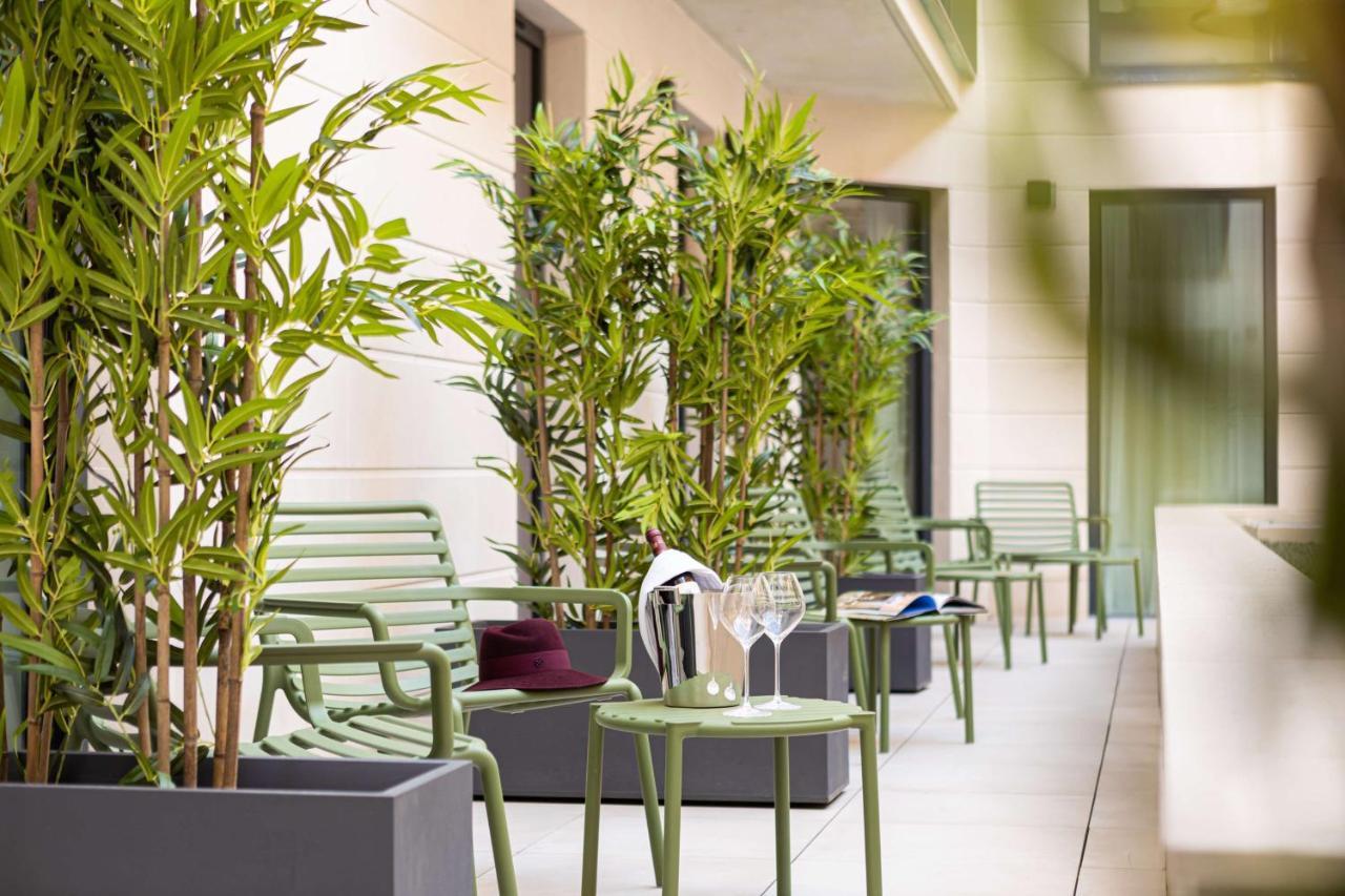 Hotel Yac Paris Clichy, A Member Of Radisson Individuals Екстериор снимка