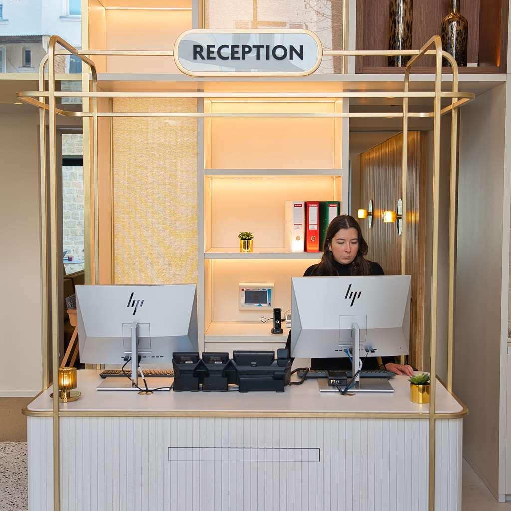 Hotel Yac Paris Clichy, A Member Of Radisson Individuals Интериор снимка